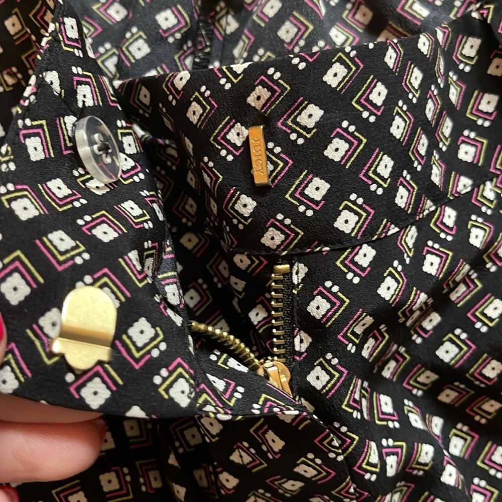 Juicy Couture lightweight shorts - Picture 4 of 5